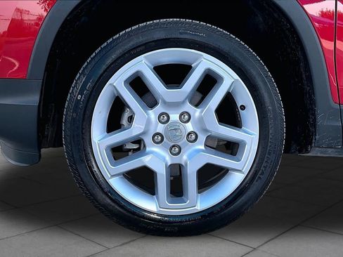 Used 2025 Honda Passport EX-L image 11