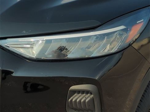 Used 2024 Ford Escape Active image 9