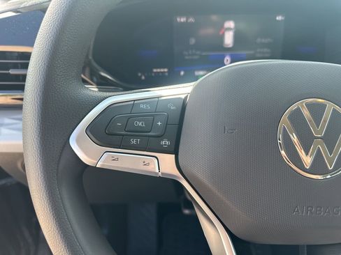 Used 2022 Volkswagen Taos S AWD/4WD image 12