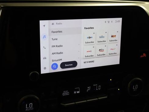 Used 2023 Toyota Highlander XLE FWD image 30