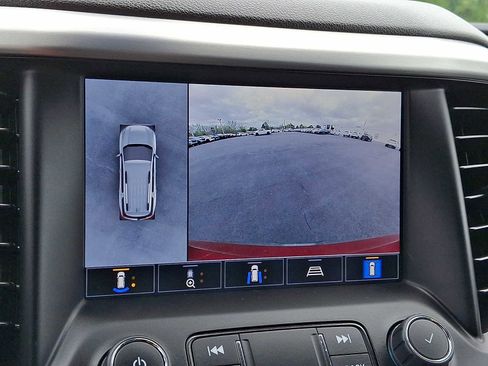 Certified 2023 GMC Acadia SLT w/ Technology Package AWD/4WD image 21