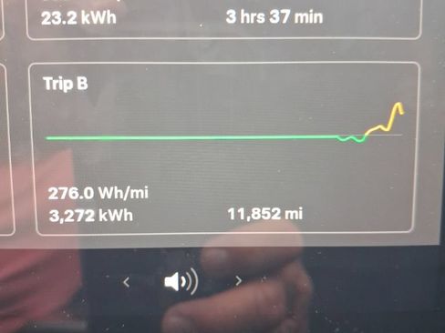 Used 2025 Tesla Model 3 Long Range RWD image 3