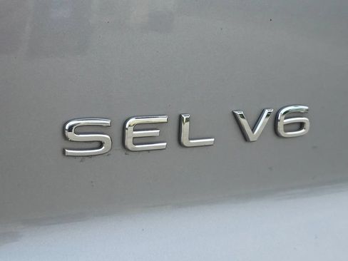 Used 2021 Volkswagen Atlas Cross Sport SEL Premium R-Line AWD/4WD image 13