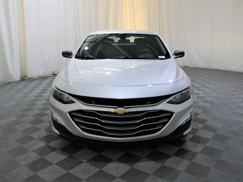 Used 2021 Chevrolet Malibu LS image 32