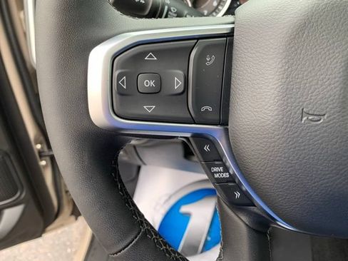 New 2025 RAM 1500 Big Horn AWD/4WD image 31