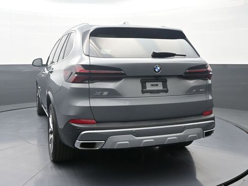 Used 2024 BMW X5 xDrive40i w/ Premium Package image 6