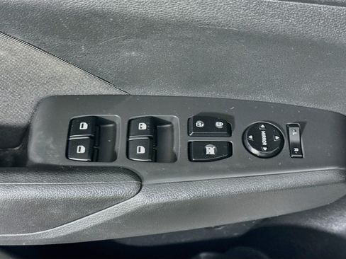 Used 2019 Hyundai Accent SE FWD image 23