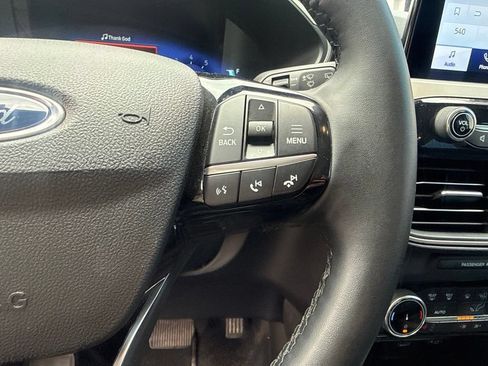 Used 2022 Ford Escape SEL w/ Technology Package AWD/4WD image 27