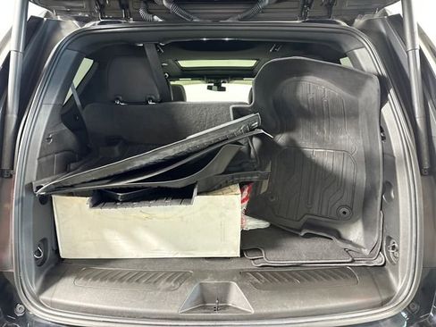 Used 2022 GMC Yukon SLT image 26