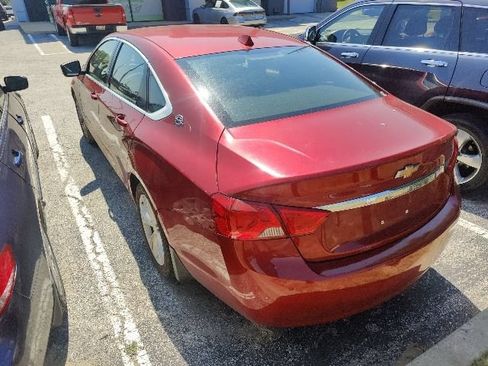 Used 2014 Chevrolet Impala LT w/ Convenience Package FWD image 4