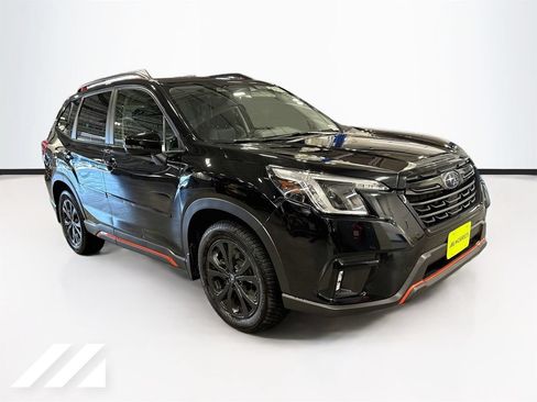 Used 2023 Subaru Forester Sport AWD/4WD image 3