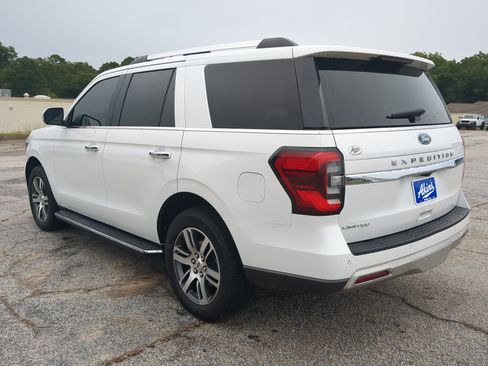 Certified 2022 Ford Expedition Limited AWD/4WD image 5