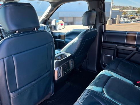 Used 2018 Ford F150 Limited image 19