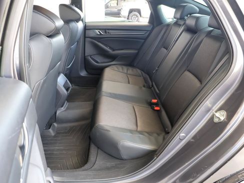 Used 2018 Honda Accord Sport image 21