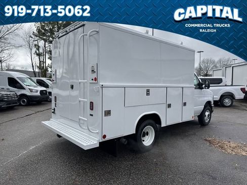 New 2025 Ford E-350 and Econoline 350 Super Duty w/ Power Equipment Group image 8