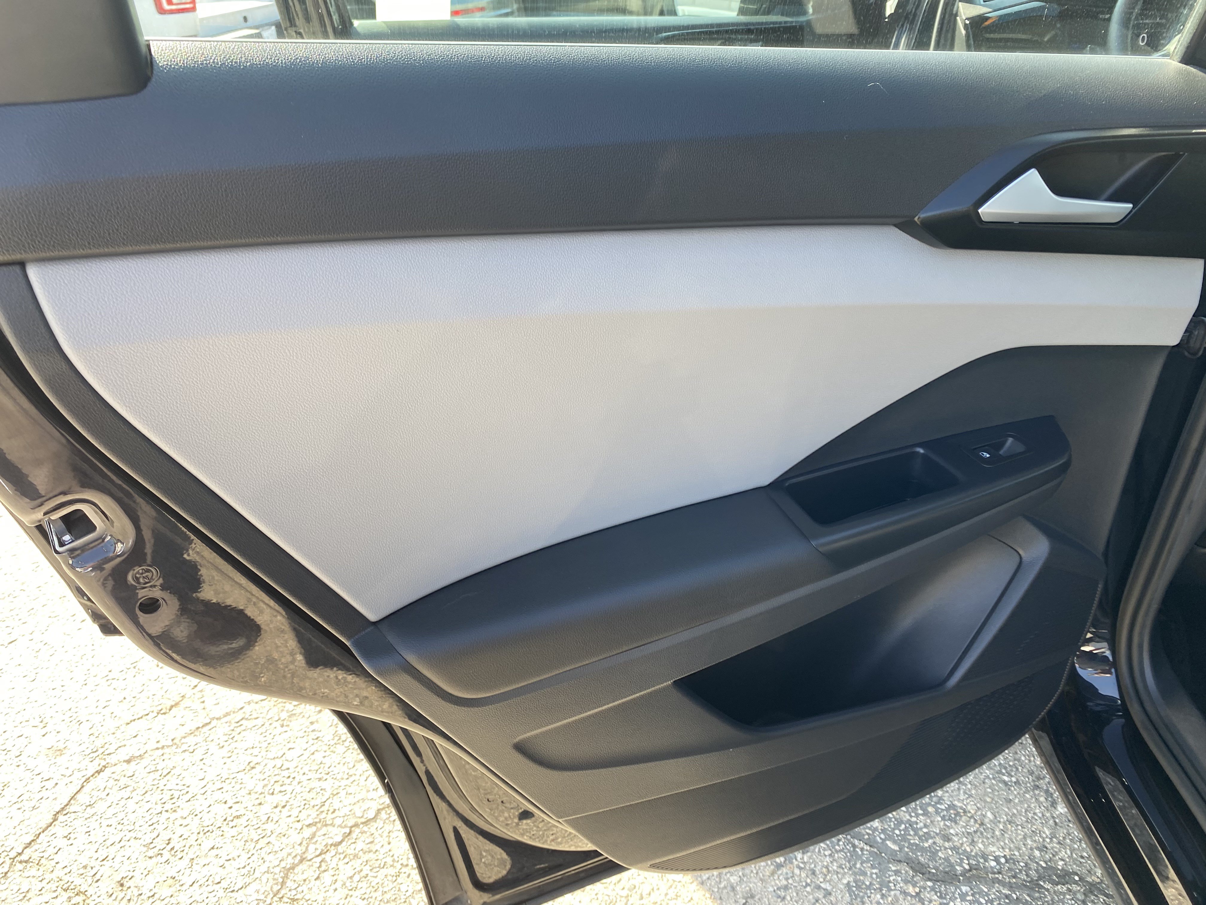 Used 2022 Volkswagen Taos S FWD image 16