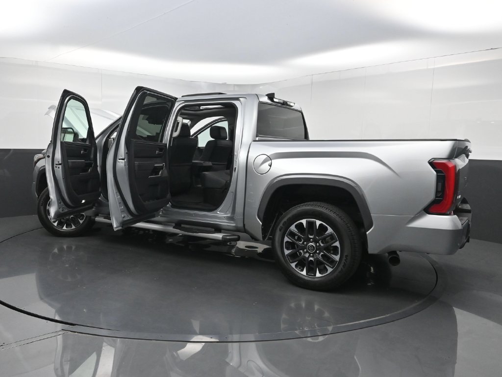 Used 2023 Toyota Tundra Limited AWD/4WD image 41