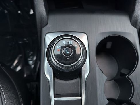 Certified 2022 Ford Escape SEL w/ Technology Package image 34