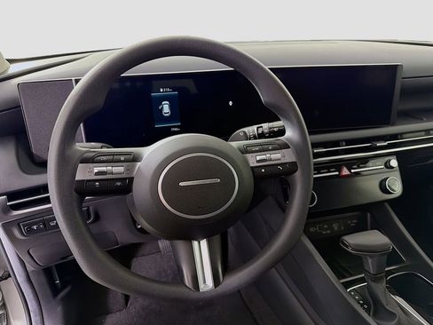 Used 2025 Hyundai Tucson SEL image 14