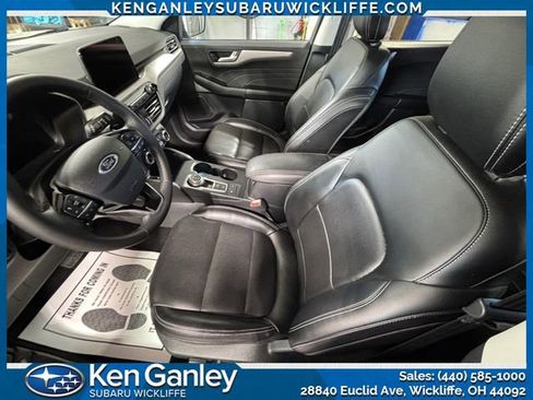 Used 2022 Ford Escape SEL w/ Technology Package image 9