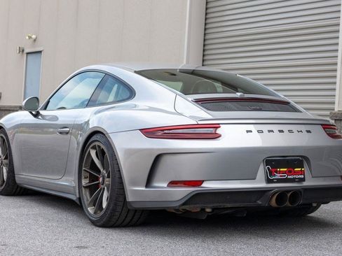 Used 2018 Porsche 911 GT3 RWD image 17