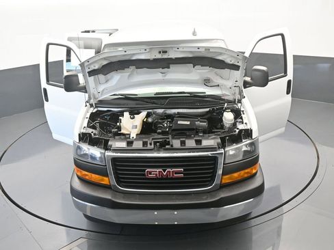 Used 2020 GMC Savana 3500 LT w/ LT Preferred Equipment Group image 65