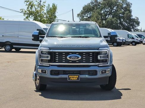 New 2026 Ford F450 Platinum w/ Platinum Plus Package AWD/4WD image 3