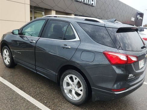 Used 2020 Chevrolet Equinox Premier w/ LPO, Floor Liner Package AWD/4WD image 7