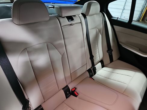 Certified 2024 BMW 330i Sedan w/ Premium Package RWD image 13