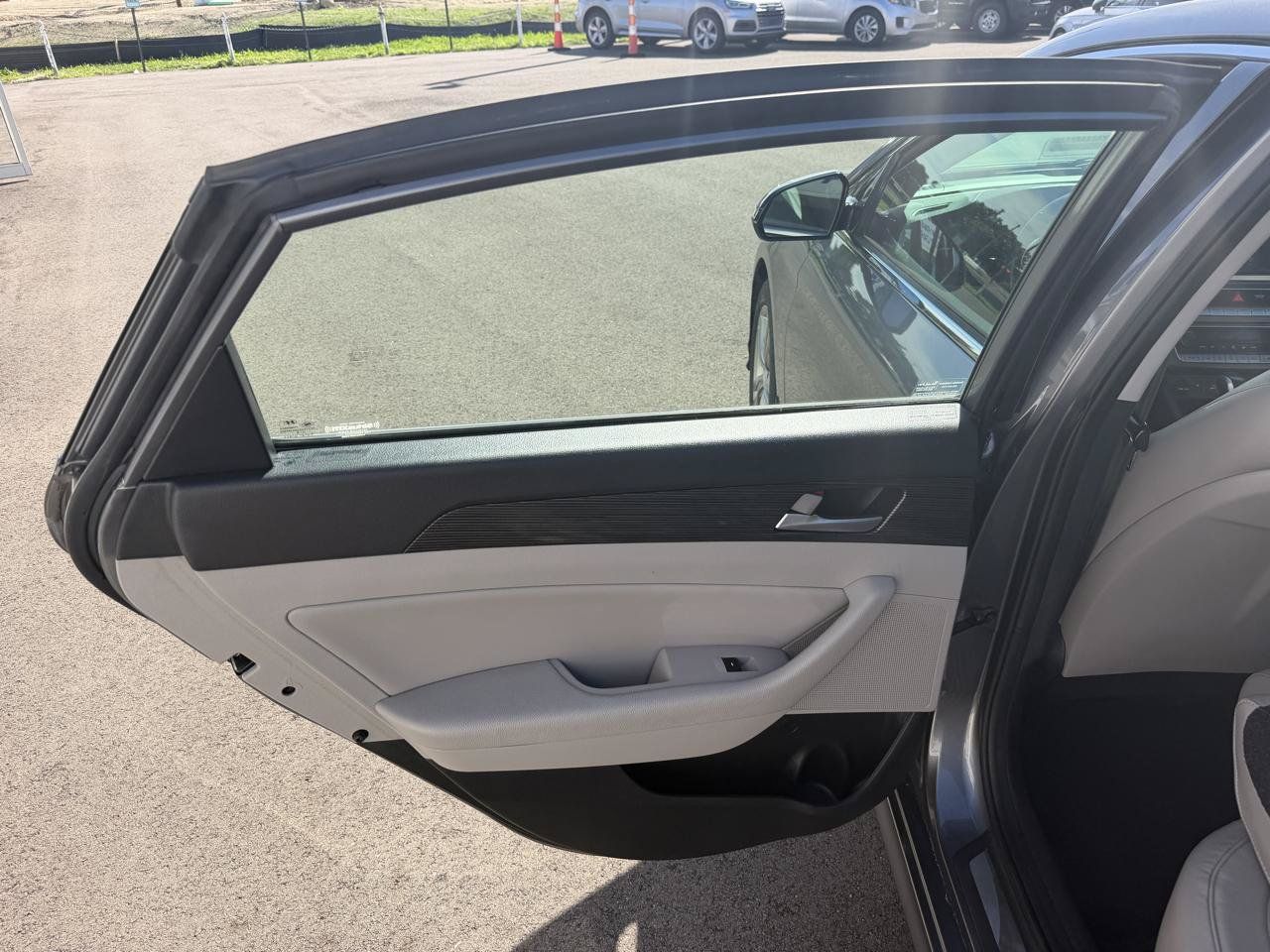 Used 2018 Hyundai Sonata Limited FWD image 31
