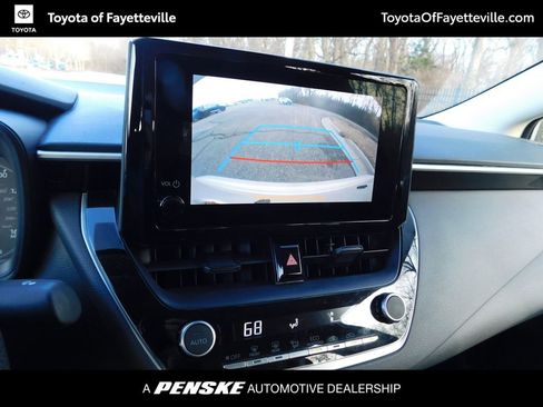 Used 2024 Toyota Corolla LE image 6