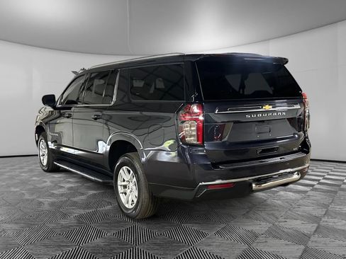 Used 2022 Chevrolet Suburban LT AWD/4WD image 5