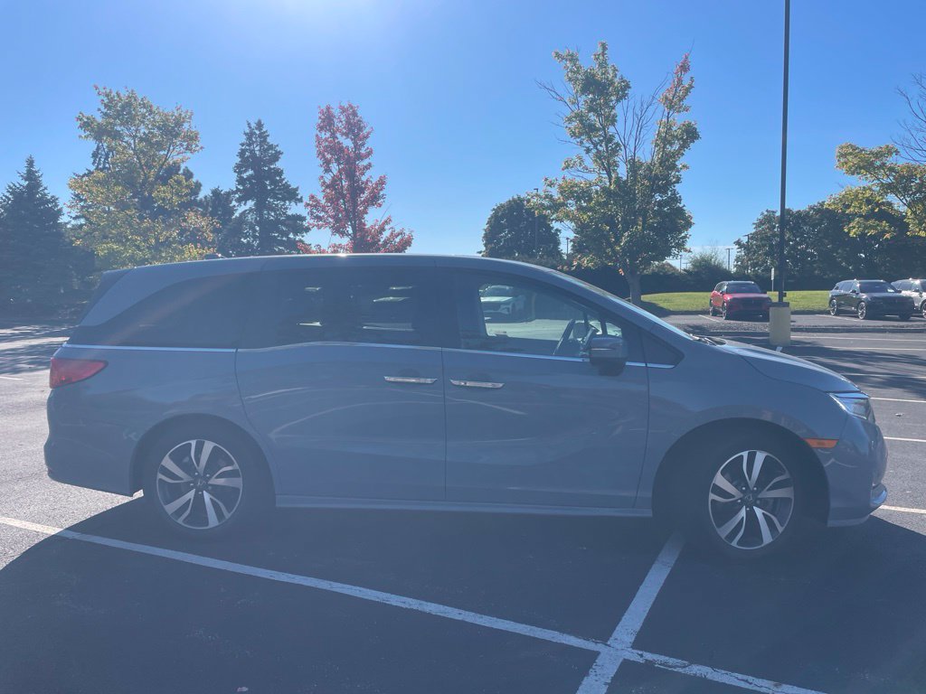 Used 2023 Honda Odyssey Touring image 5