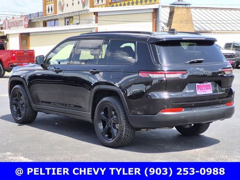 Used 2021 Jeep Grand Cherokee L Laredo AWD/4WD image 4
