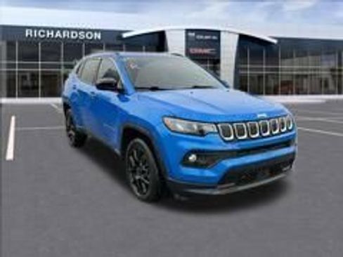 Used 2022 Jeep Compass Latitude image 7