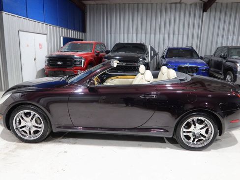 Used 2004 Lexus SC 430 Convertible RWD image 2