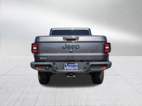 New 2025 Jeep Gladiator Sport image 3