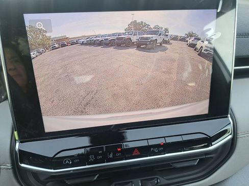 New 2026 Jeep Compass Limited image 10