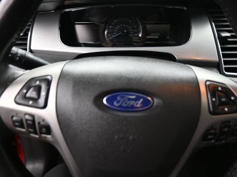 Used 2015 Ford Taurus SEL w/ Equipment Group 201A FWD image 16