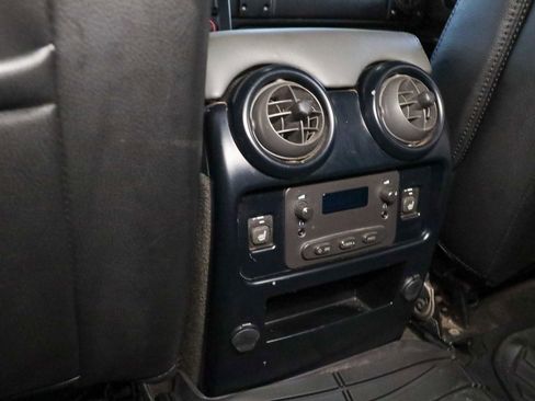 Used 2003 HUMMER H2 w/ Preferred Equipment Group AWD/4WD image 16