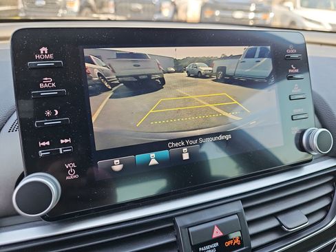 Used 2021 Honda Accord LX image 25