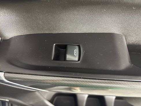 Used 2019 GMC Sierra 1500 AT4 w/ AT4 Premium Package AWD/4WD image 40