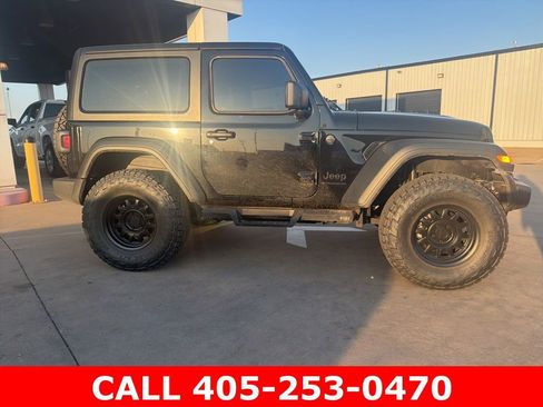 Used 2025 Jeep Wrangler Sport AWD/4WD image 2