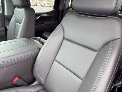 Used 2025 Chevrolet Silverado 1500 LTZ w/ Z71 Off-Road Package image 14