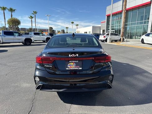 Used 2024 Kia Forte LXS image 6