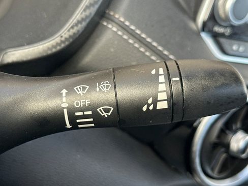 Used 2023 Nissan Sentra SV image 38