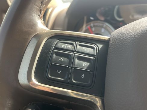 Used 2022 RAM 2500 Limited AWD/4WD image 26