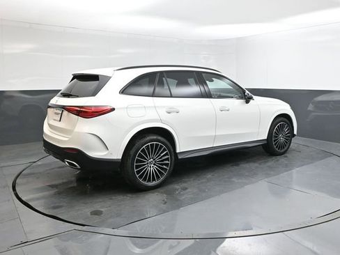 New 2026 Mercedes-Benz GLC 300 image 8