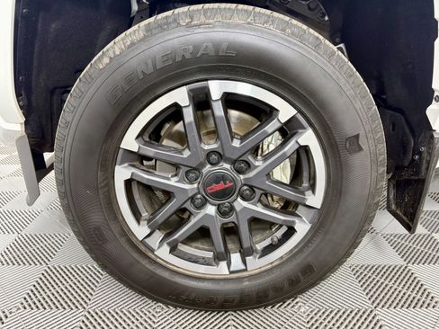 Used 2024 Toyota Tacoma TRD Sport w/ TRD Sport Upgrade Package image 8