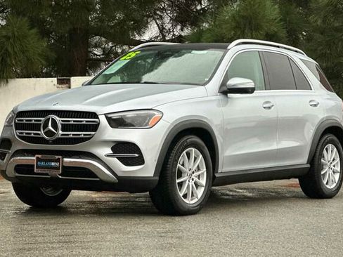 Certified 2025 Mercedes-Benz GLE 350 4MATIC image 8